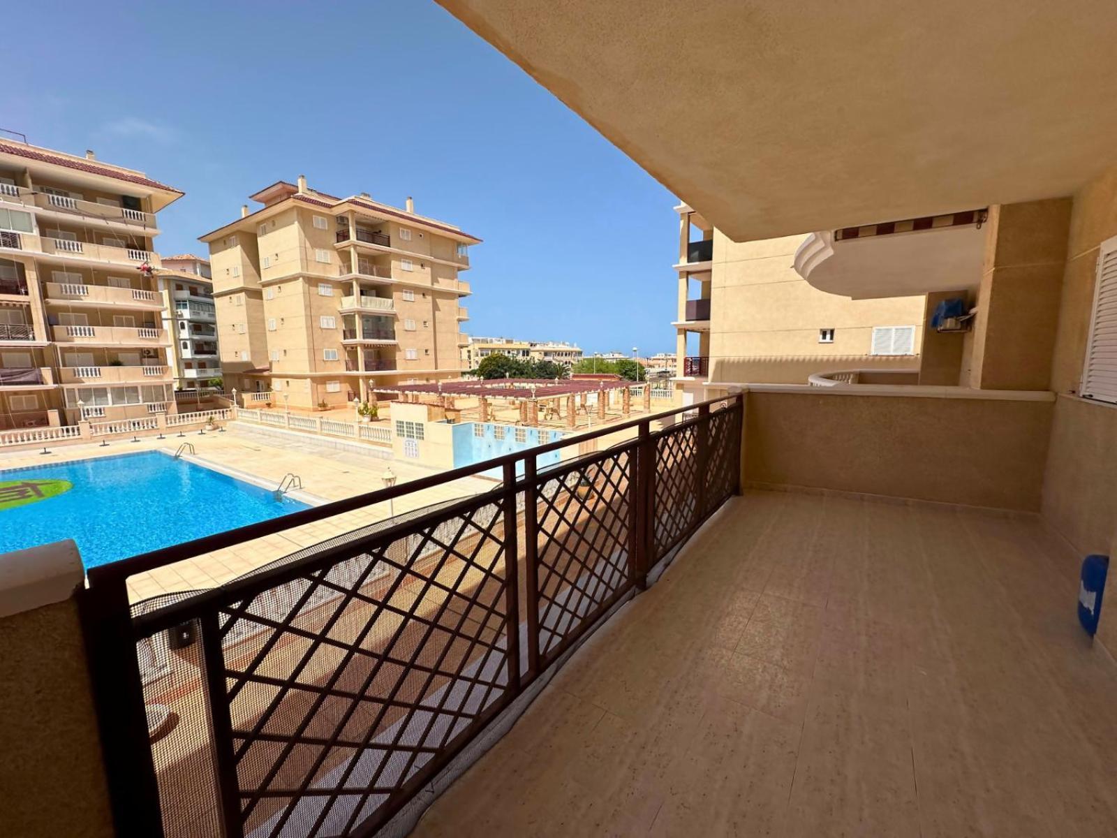 Cipres 4 Apartamento En Urbanizacion Con Piscina 또레비에하 외부 사진